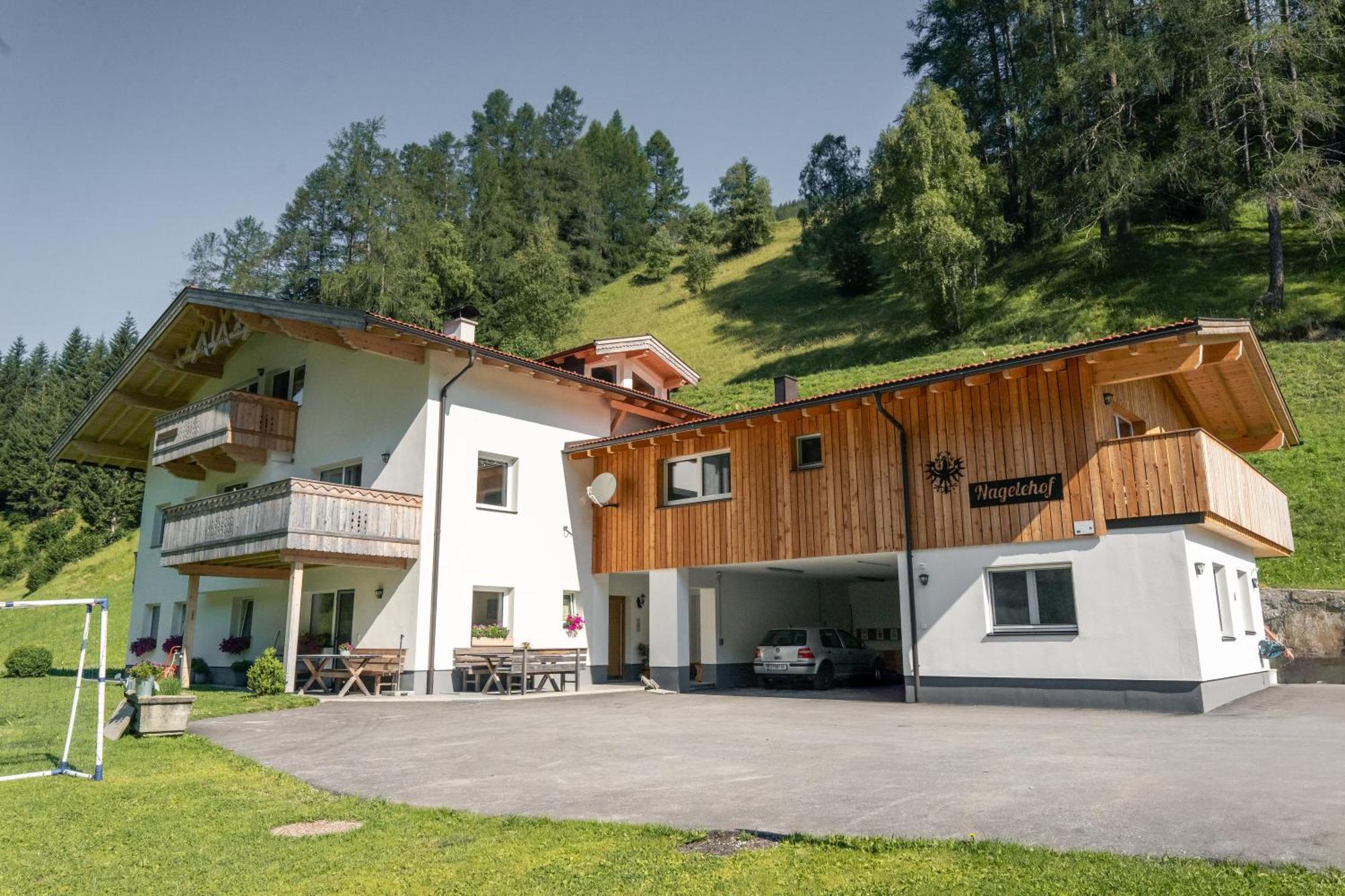 Nagelehof Apartment Blaser Navis Exterior foto